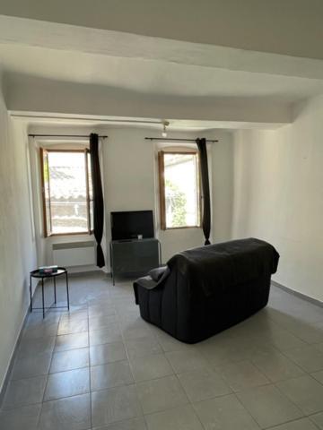 Joli Appartement Au Coeur Du Village Лорг Экстерьер фото