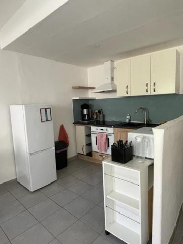 Joli Appartement Au Coeur Du Village Лорг Экстерьер фото